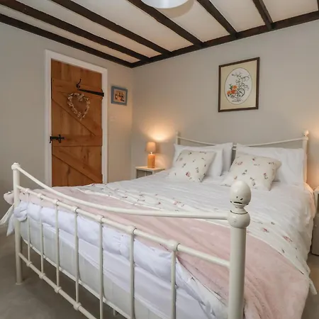 Maple Tree * Knaresborough