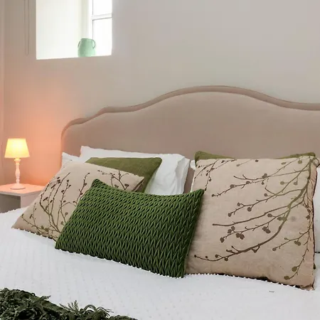 Maple Tree Knaresborough